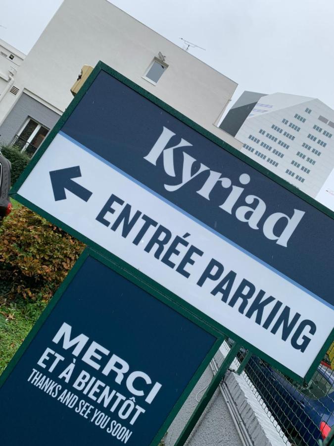 Kyriad Lille Gare - Grand Palais Eksteriør billede